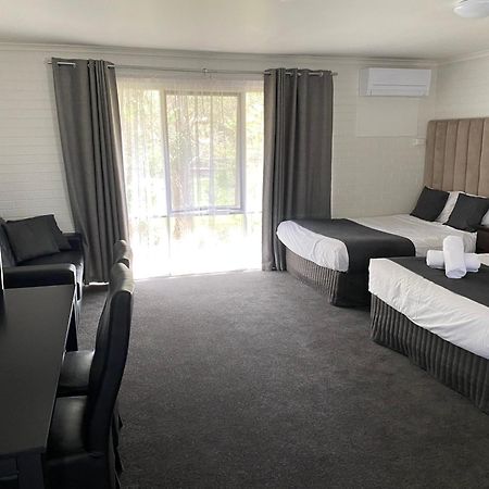 Frankston Motel Bagian luar foto