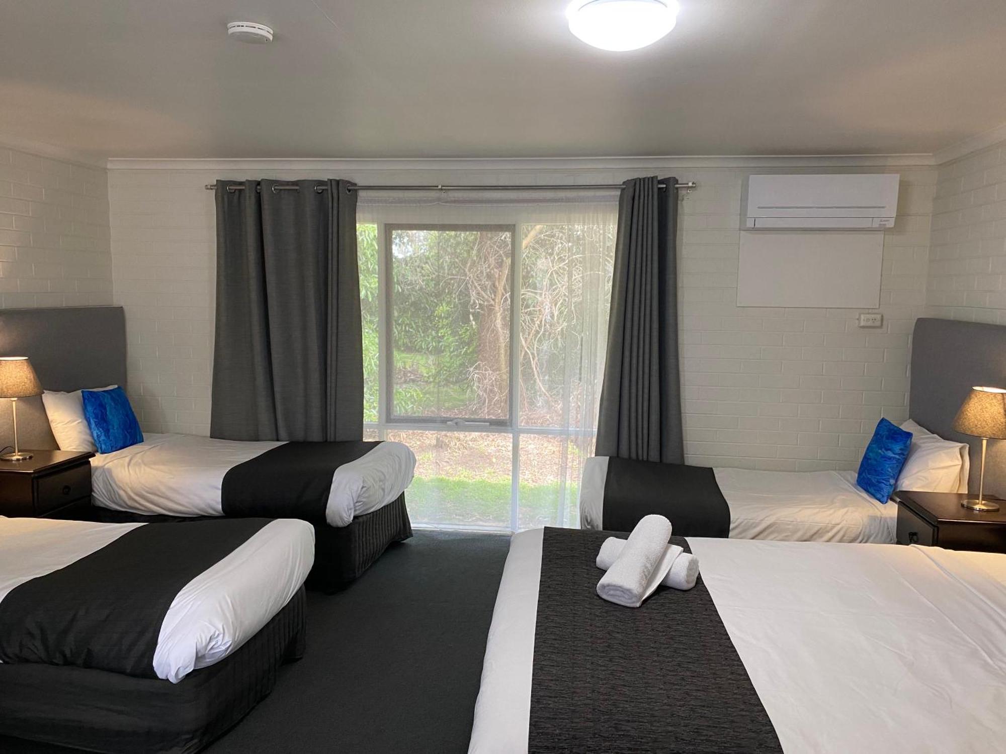 Frankston Motel Bagian luar foto