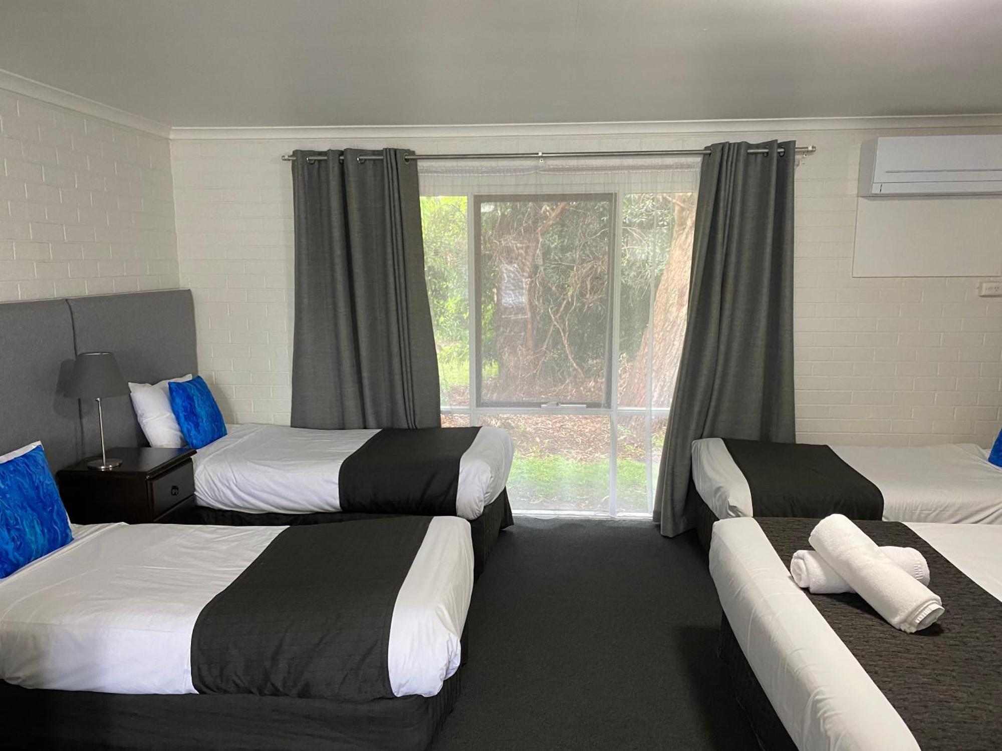 Frankston Motel Bagian luar foto