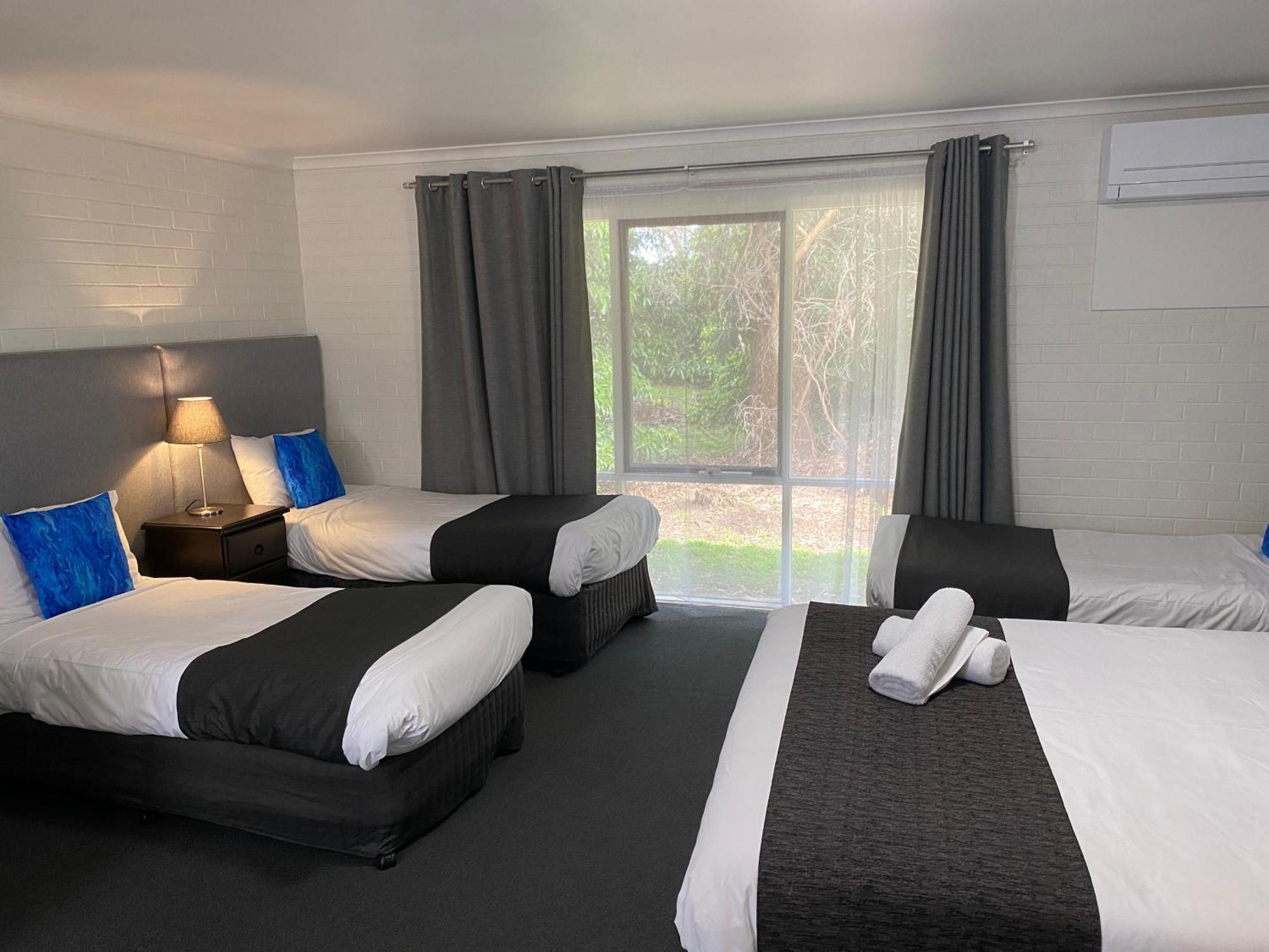 Frankston Motel Bagian luar foto